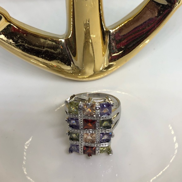 New Arrival! Stunning Multi-Colored CZ Ring in Sterling Silver 925 - Picture 8 of 10